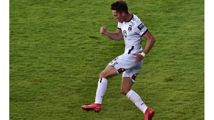 Luciano Arriagada celebra el gol ante Coquimbo Unido