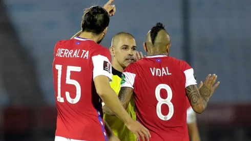 Sierralta reveló que el plantel quedó con mal sabor tras el explícito saqueo sufrido en Uruguay.