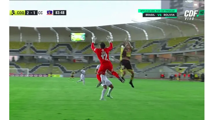 El portero está siendo criticado por su salida que se tradujo en el gol de los Piratas.