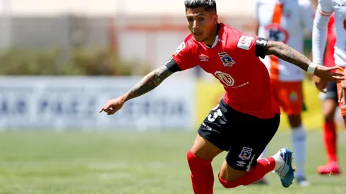 Brayan Véjar agarra camiseta de titular en Colo Colo.