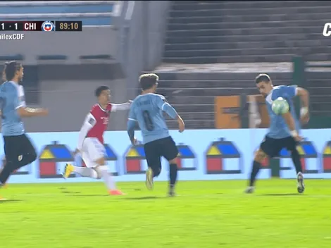 El robo del Centenario: penal para Chile y el VAR no lo cobra