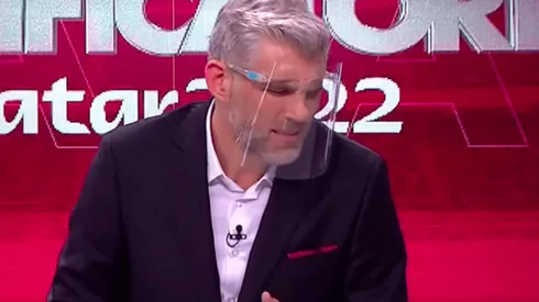 Manuel de Tezanos, podrido con el VAR tras el Chile vs Uruguay.