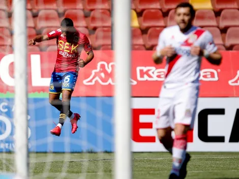 Unión Española logra agónico triunfo y amenaza a la UC