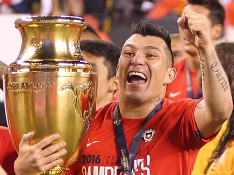 Medel arenga a la Roja: "Hay que estar más unidos que nunca"