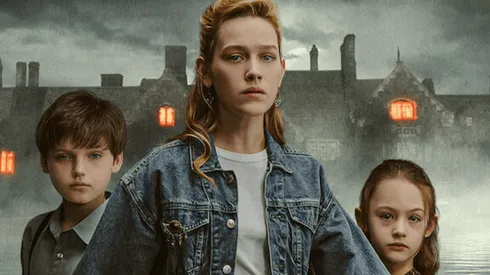 Victoria Pedretti, Benjamin Evan Ainsworth y Amelie Bea Smith, encabezan "La Maldición de Bly Manor".