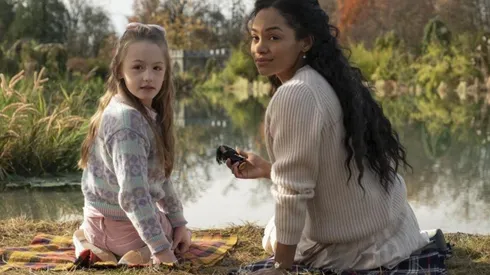 La Maldición de Bly Manor es dirigida y creada por Mike Flanagan.