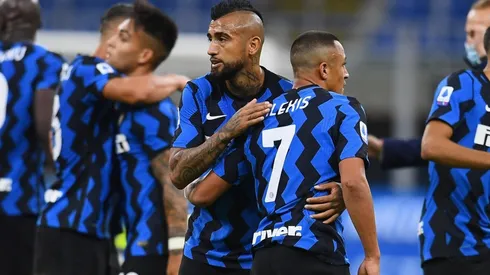 Inter enfrentó a la Lazio el domingo, por lo que ambos planteles se harán exámenes PCR para descartar más contagios.