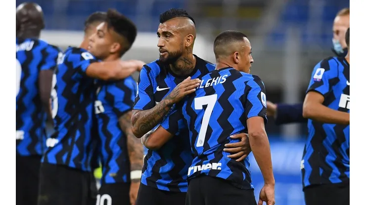 Inter enfrentó a la Lazio el domingo, por lo que ambos planteles se harán exámenes PCR para descartar más contagios.
