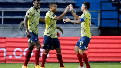 Colombia golea y mete miedo a Chile en eliminatorias