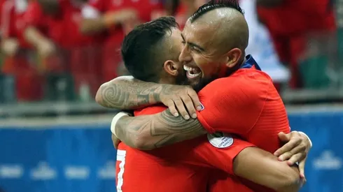 En esta posición queremos ver a Alexis Sánchez y Arturo Vidal: abrazados y celebrando una nueva victoria