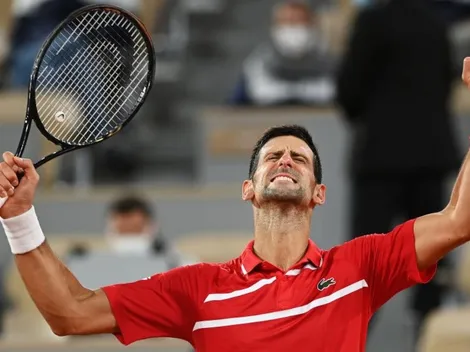 Djokovic se mete en cuartos de final de Roland Garros