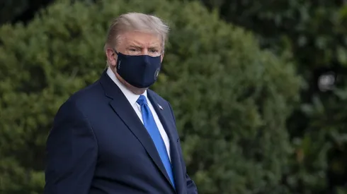 El mandatario fue trasladado a un hospital militar a las afueras de Washington.