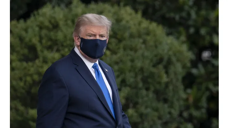 El mandatario fue trasladado a un hospital militar a las afueras de Washington.