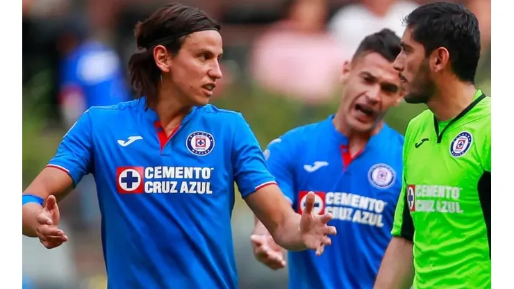 Lichnovsky deja Cruz Azul y parte a Arabia Saudita.