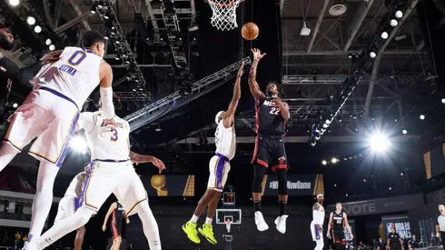 Butler se lució ante los Lakers en el tercer juego de la gran final