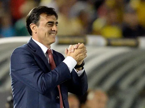 Gustavo Quinteros puede dirigir a Colo Colo sin cuarentena previa