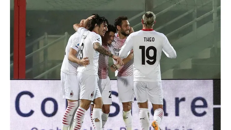 El Milan sin Zlatan Ibrahimovic enfrenta al debutante Spezia