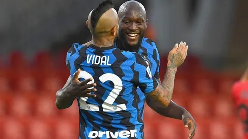 Arturo Vidal debutó como titular y Romelu Lukaku anotó dos goles en el último partido de Inter