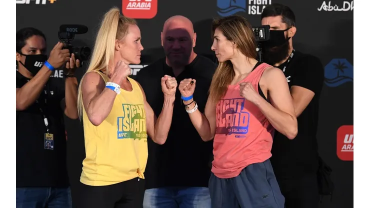 Holm vs Aldana luego de la ceremonia de pesaje