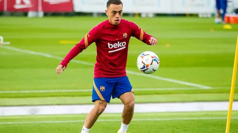 Dest se complicó en su presentación