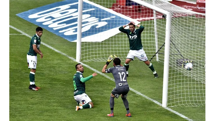 Santiago Wanderers recibe a Deportes Iquique en el Elías Figueroa Brander