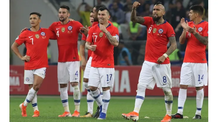 La selección chilena ya tiene los 23 jugadores confirmados para el inicio de las eliminatorias ante Uruguay y Colombia