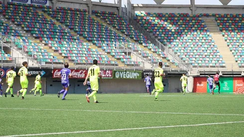 Colina derrotó al Conce en la Segunda División.