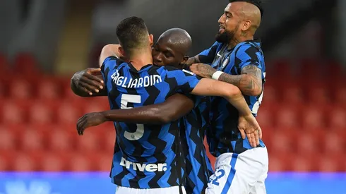 Gagliardini, Lukaku y Arturo Vidal en la goleada del Inter a Benevento.
