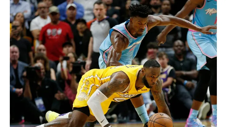 Los Angeles Lakers y Miami Heat comienzan la lucha por el título de la NBA a contar de este miércoles.