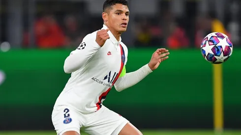 Silva habló sin tapujos con France Football acerca de su amarga salida del PSG.