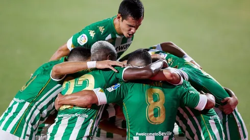 Betis quiere mantener el liderato en España
