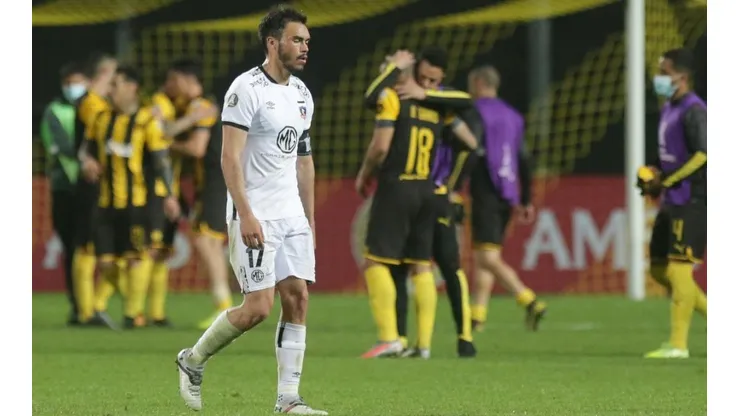Peñarol arrasó a un Colo Colo lamentable en Uruguay