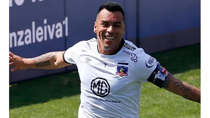 Esteban Paredes reaparece en Colo Colo para el duelo contra Peñarol tras el papelón contra Antofagasta.