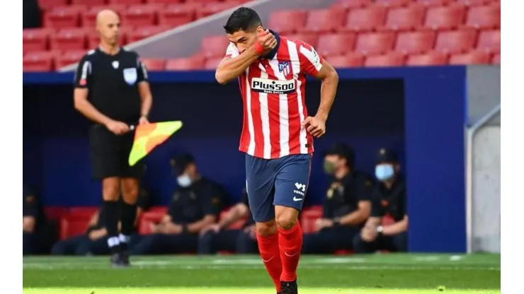 El uruguayo tuvo un debut soñado con los colchoneros tras su inmerecida salida de Barcelona.
