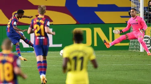 Ansu Fati marcó dos goles en el triunfo del Barcelona contra Villarreal.