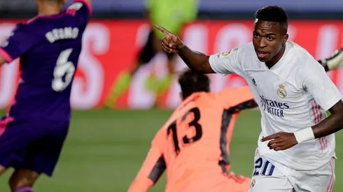 Orellana es fijo en el XI titular del Valladolid.