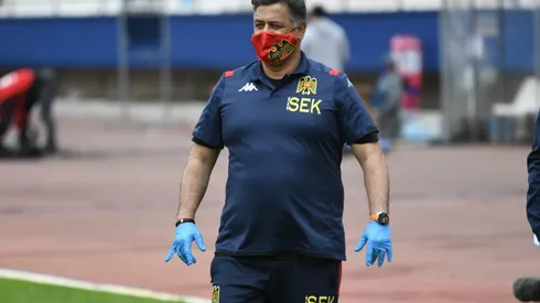 Ronald Fuentes ante Deportes Antofagasta