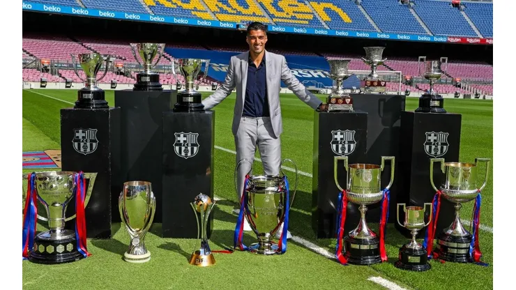 El delantero deja atrás seis temporadas y ahora piensa en Atlético de Madrid.