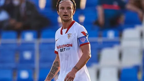 El volante quiere sumar un nuevo título junto al Sevilla.