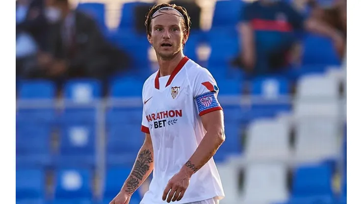 El volante quiere sumar un nuevo título junto al Sevilla.
