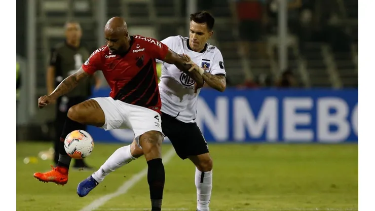 Colo Colo quiere ir por los tres puntos ante Athletico Paranaense en Brasil por la Copa Libertadores.