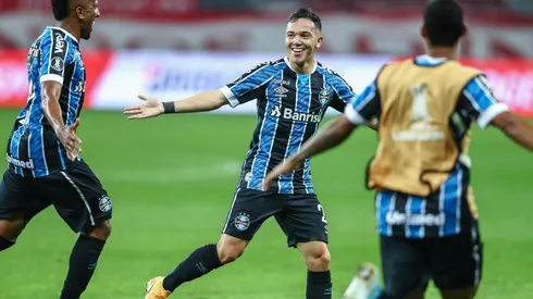 Gremio se quedó con la primera victoria en un clásico de Porto Alegre por Copa Libertadores