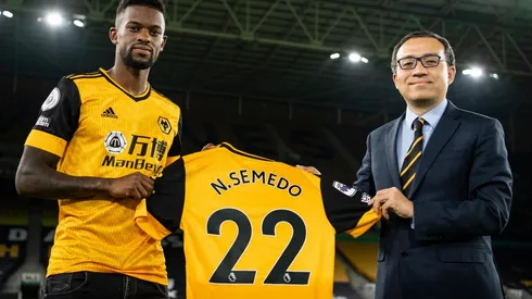 Nelson Semedo es presentado con la camiseta 22 en Wolves