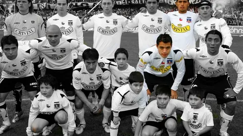 Foto histórica la que tuvo Colo Colo esta tarde en Concepción: Arriba lucen Cejas, Henríquez, Mena, Jara, Vidal y Hernández. Abajo completan Fierro, Suazo, Villarroel, Alexis y Meléndez