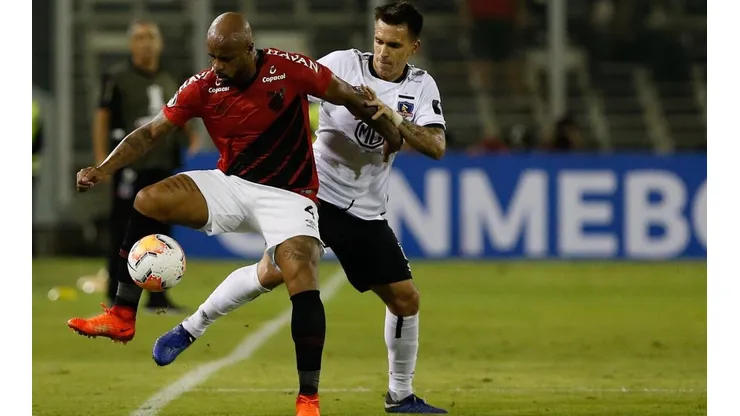 Thiago Heleno estará en la zaga ante Colo Colo