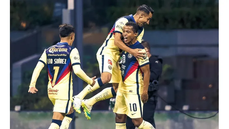 Gio Dos Santos marcó un golazo en el clásico