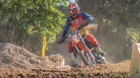 El chileno de 18 tuvo un este viernes su debut en el campeonato de Enduro GP en Francia.