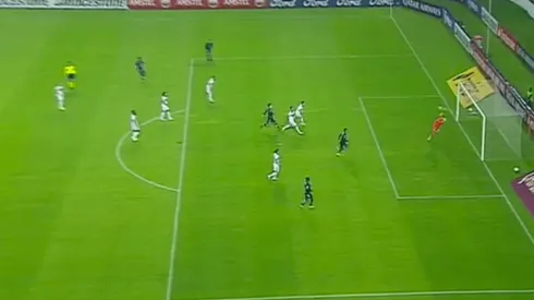 Dos golazos que aumentaron la goleada de IDV ante Flamengo