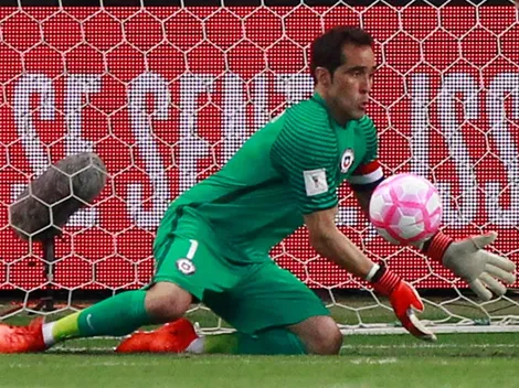 Pellegrini libera a Claudio Bravo para las eliminatorias