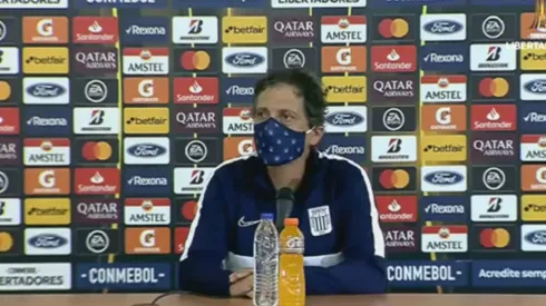 Mario Salas otra vez se enojó en una conferencia de prensa